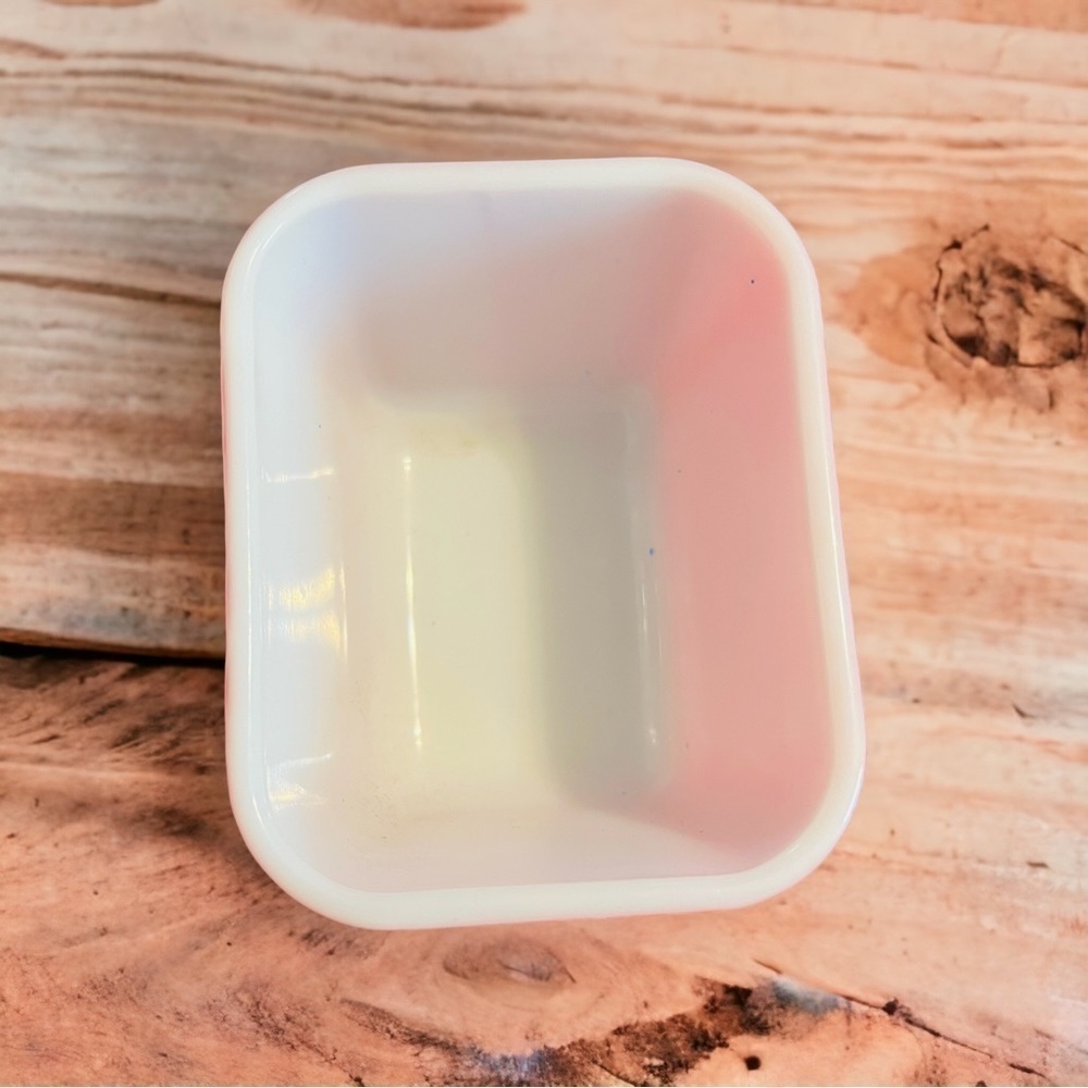 VINTAGE Pyrex 2 Piece Set Red & Green - Picture 8 of 8